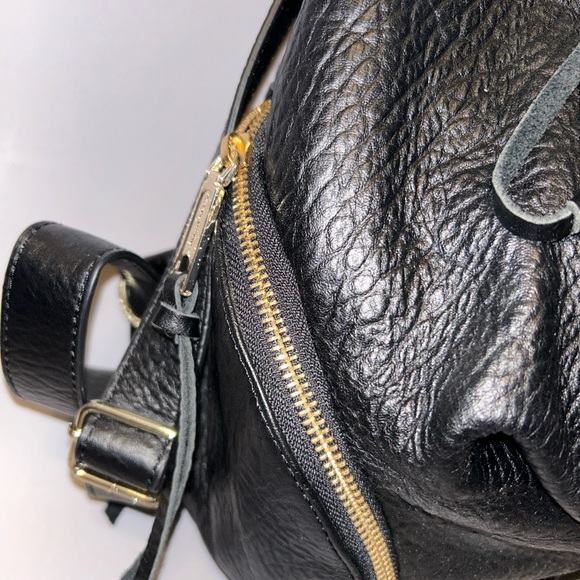 NWOT Leather Rebecca Minkoff backpack - Picture 4 of 16